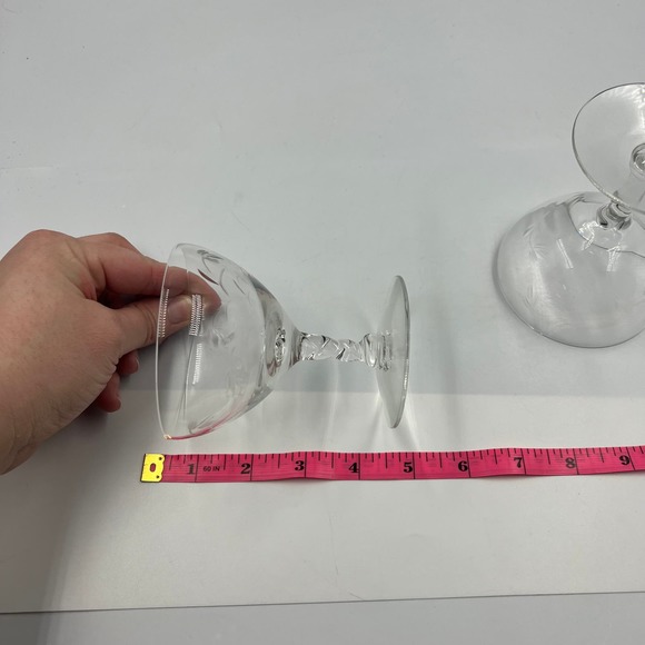 Vintage Clear Etched Champagne Wine Glasses Floral Flower Set 2 MCM Midcentury - Picture 2 of 12